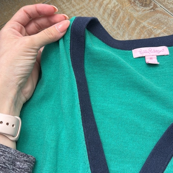 Lilly Pulitzer Cody Button Cardigan Sweater size Medium - Picture 4 of 8